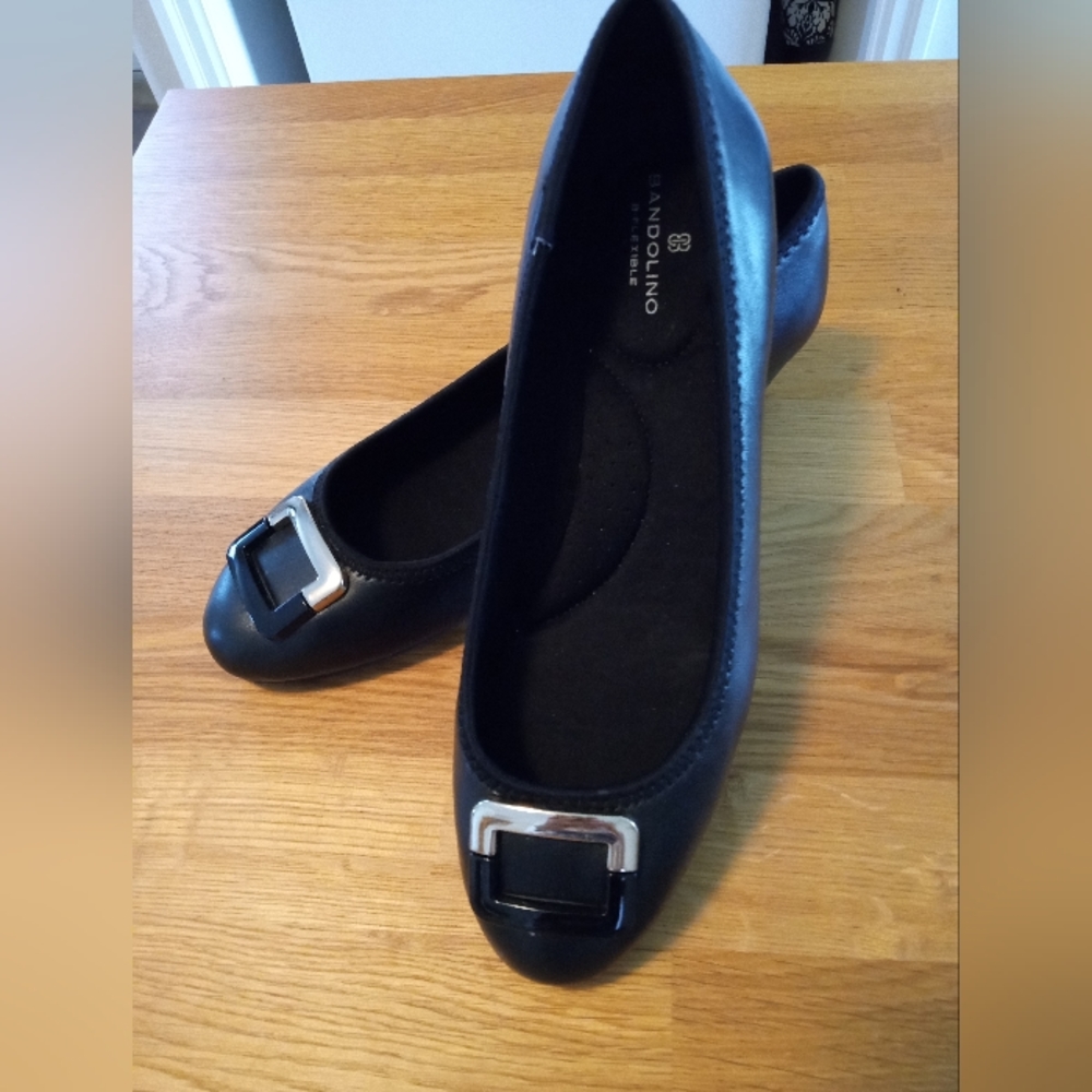 NWOT Bandalino Tad Wedge Pumps
